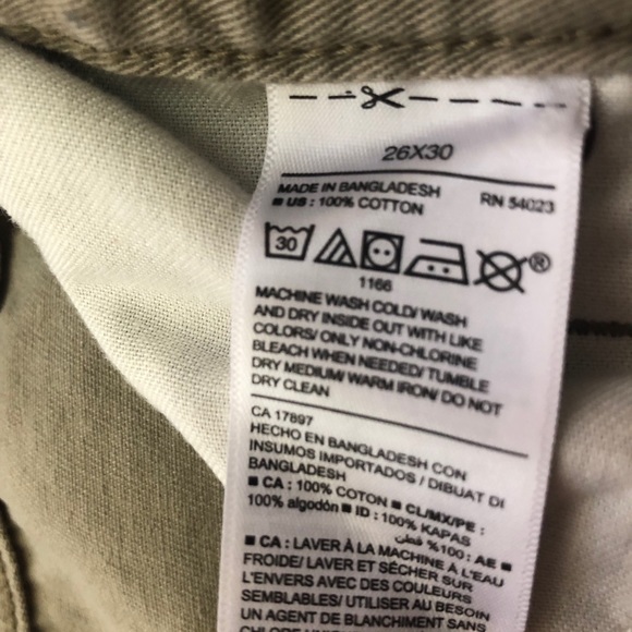 Old Navy straight leg khaki pants - Picture 4 of 4